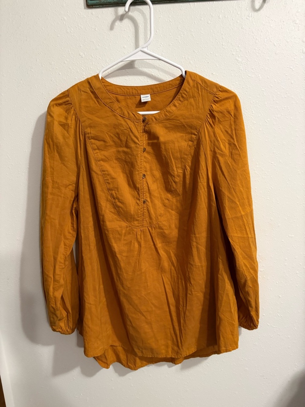 Old Navy Rust Orange Long-Sleeve Button-Front Blouse